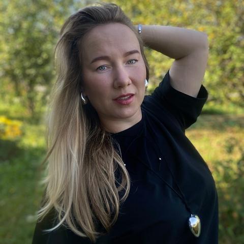 Анастасия Лова